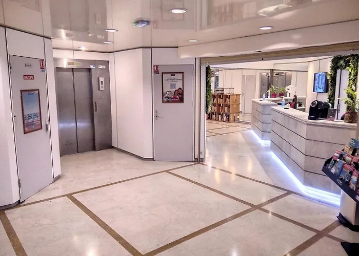 Graziella 503 Daire Juan-les-Pins